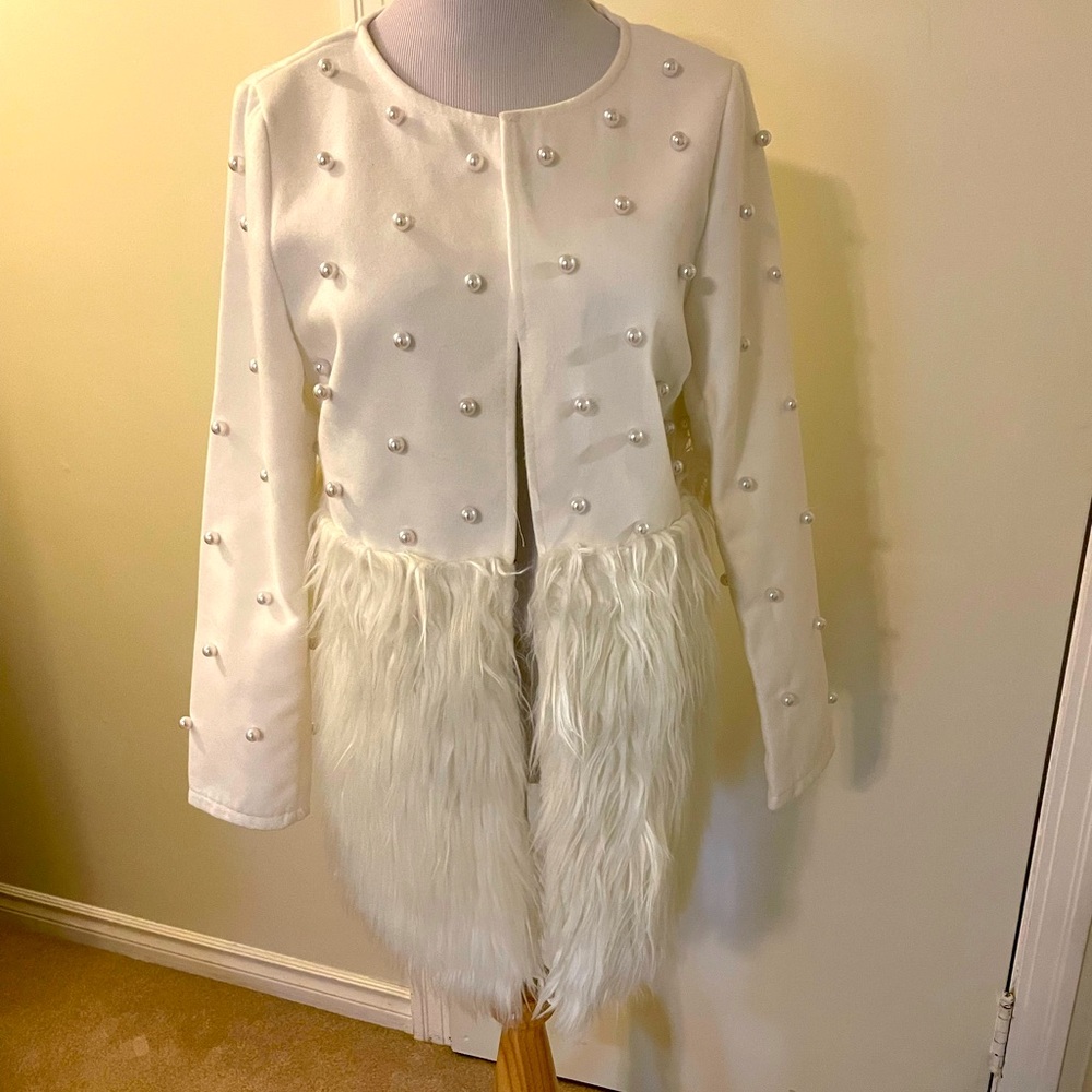 Beautiful Shein pearl and faux fur jacket